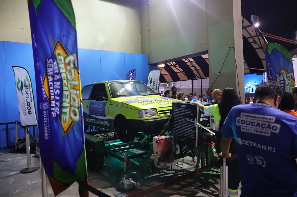 Mais de 150 foliões participam de ação educativa do Detran no setor 2 da Marquês de Sapucaí