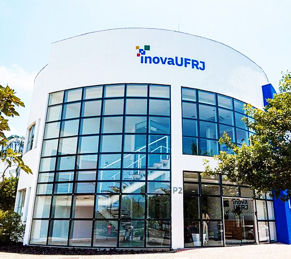 Quase 90% dos pedidos de patente da UFRJ têm mulheres entre os inventores