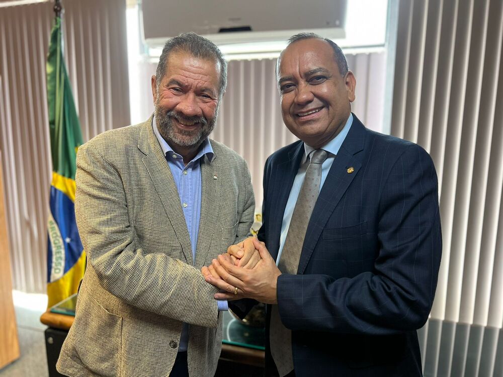 Deputado Max Lemos acerta retorno ao PDT