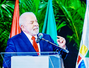 América do Sul só se desenvolverá de forma conjunta, diz Lula