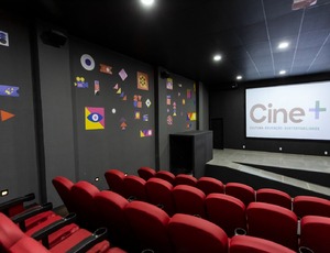 Casemiro de Abreu (RJ), ganha complexo cinematográfico