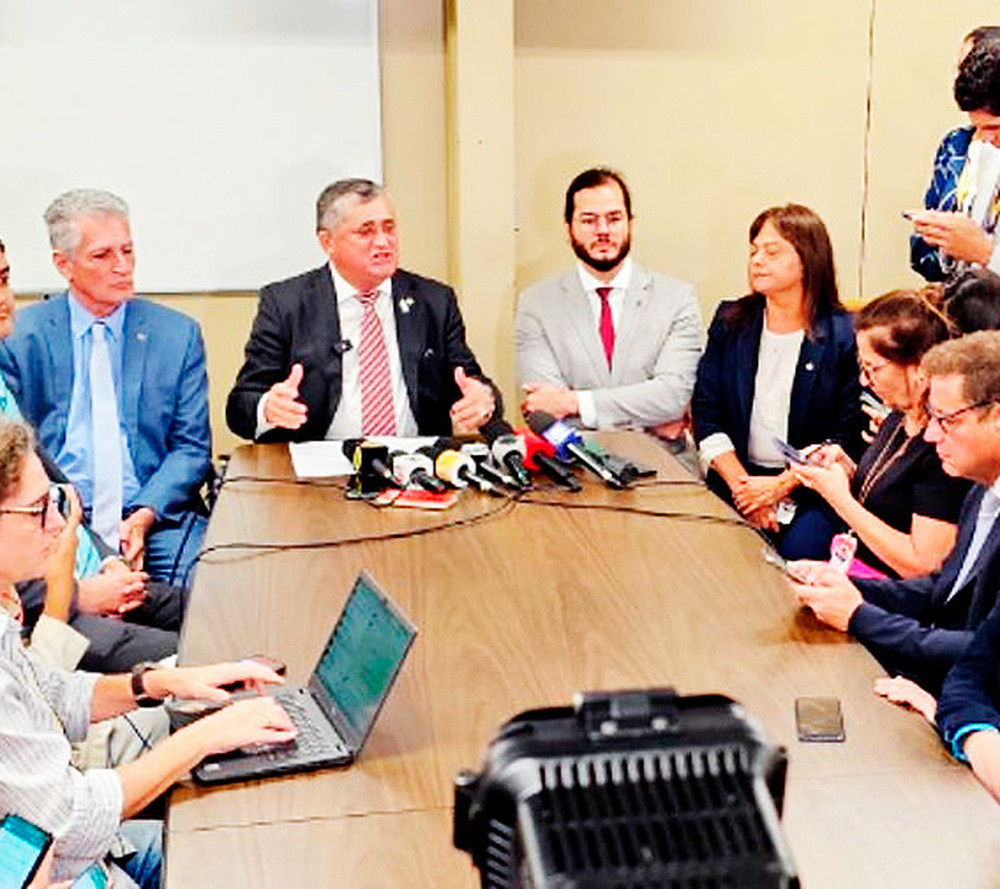 Governo agora quer CMPI do 8 de janeiro: 