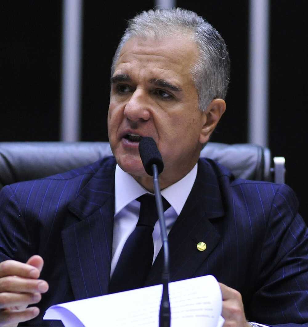 Proposta para cercar navios com bóias pode transformar Porto do Rio no próximo Galeão