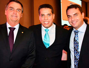 Carro oficial da Alerj cedido a Rodrigo Amorim foi usado nos atos golpistas de 8/1