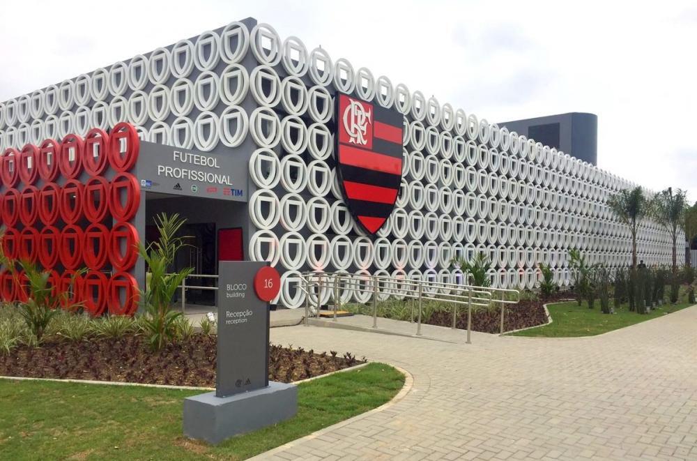 MPF pede R$ 100 mil a diretora do Flamengo por fala contra nordestinos