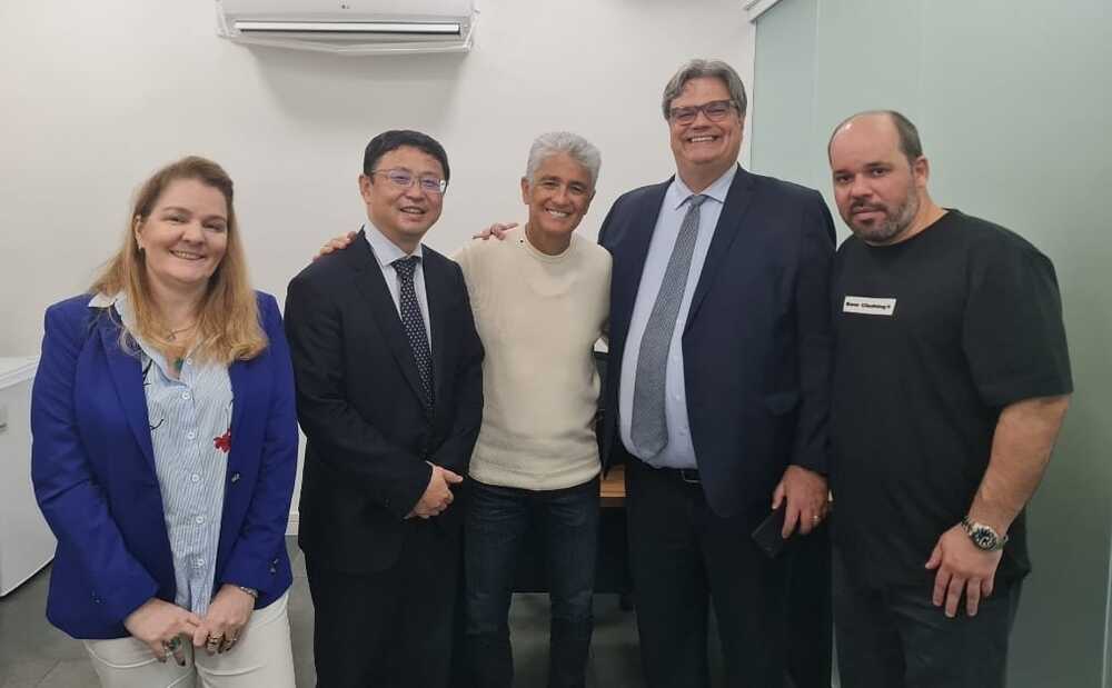 Bebeto Tetra, Coalizão Rio e Consulado da República Popular da China se reúnem na Fundação São Francisco de Assis para buscar soluções comerciais para o estado
