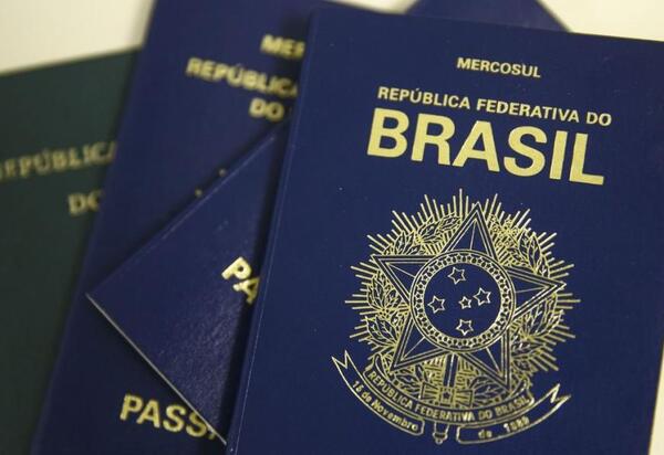 Brasileiros esperam quase 20 meses para obter visto dos EUA