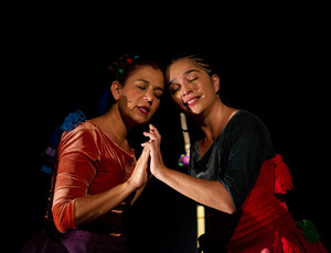 “Canções para afastar o medo - Contos e Acalantos Latino Americanos” chega aos palcos do SESC Rio trazendo histórias de infância e maternidade