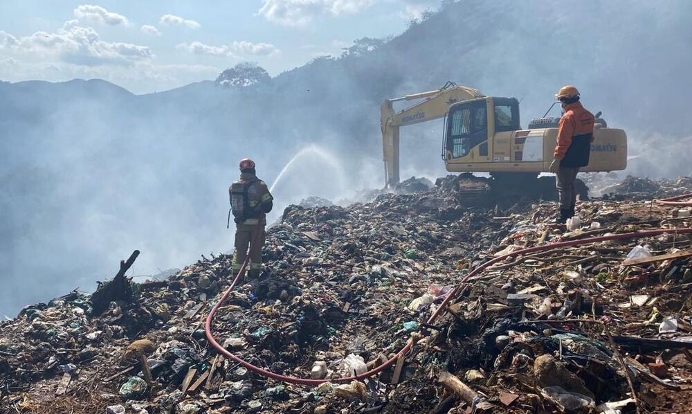 Incêndio em Teresópolis evidencia vulnerabilidade urbana a lixões