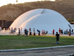 Caminho Niemeyer: também aberto de segunda a sexta nas férias escolares