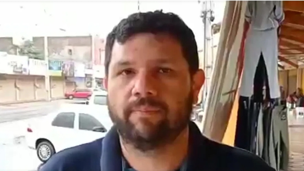 Moraes determina que PF inclua blogueiro bolsonarista na lista de procurados da Interpol