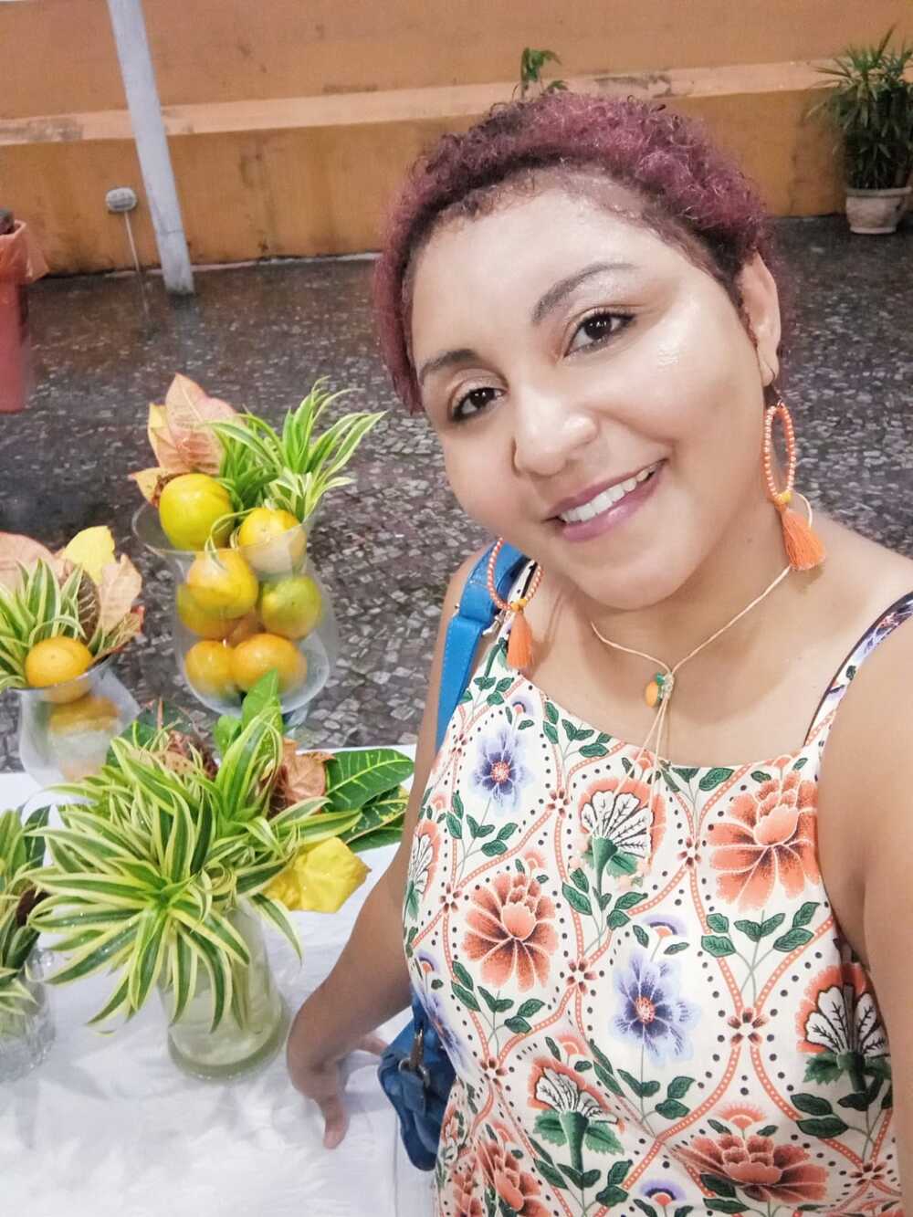  Fada Laranja faz a alegria da criançada na Feira Iguassú