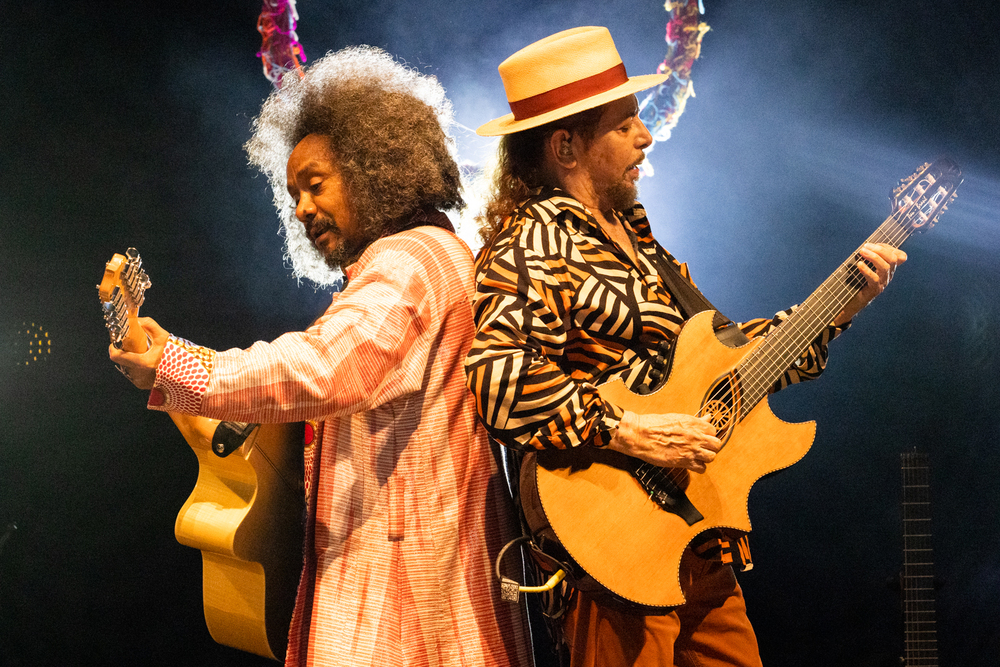 Chico César e Geraldo Azevedo lançam 'Violivoz - Ao Vivo' No Qualistage - 19 de Agosto  