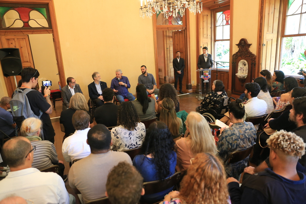 Fundação de Arte de Niterói e Centro de Artes UFF firmam parceria inédita de cooperação