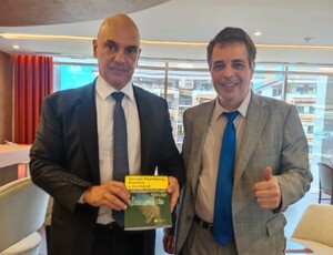 O escritor Gilson Dias lançará em Portugal o livro 'Direito Partidário, Político e Eleitoral'; já lançado no Brasil