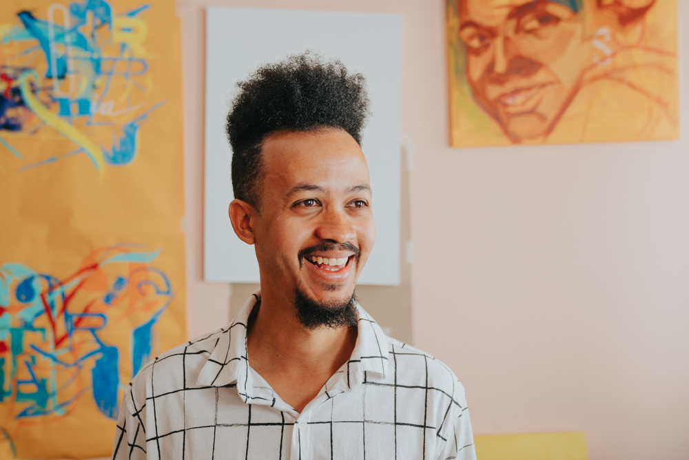 Ramon Lid, artista visual e grafiteiro, expõe no Espaço Sérgio Porto, no Humaitá