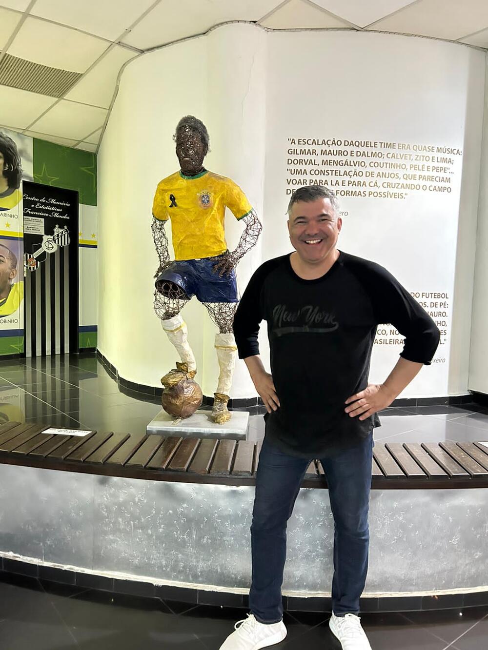 Leo Reis e Santos Futebol Clube e fecham parceria promissora