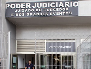 Juizado do Torcedor registra 13 ocorrências no primeiro jogo da final da Copa do Brasil no Maracanã