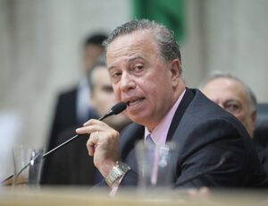 Vereador tem mandato cassado na Câmara municipal paulista por fala racista: ‘É coisa de preto, né?’
