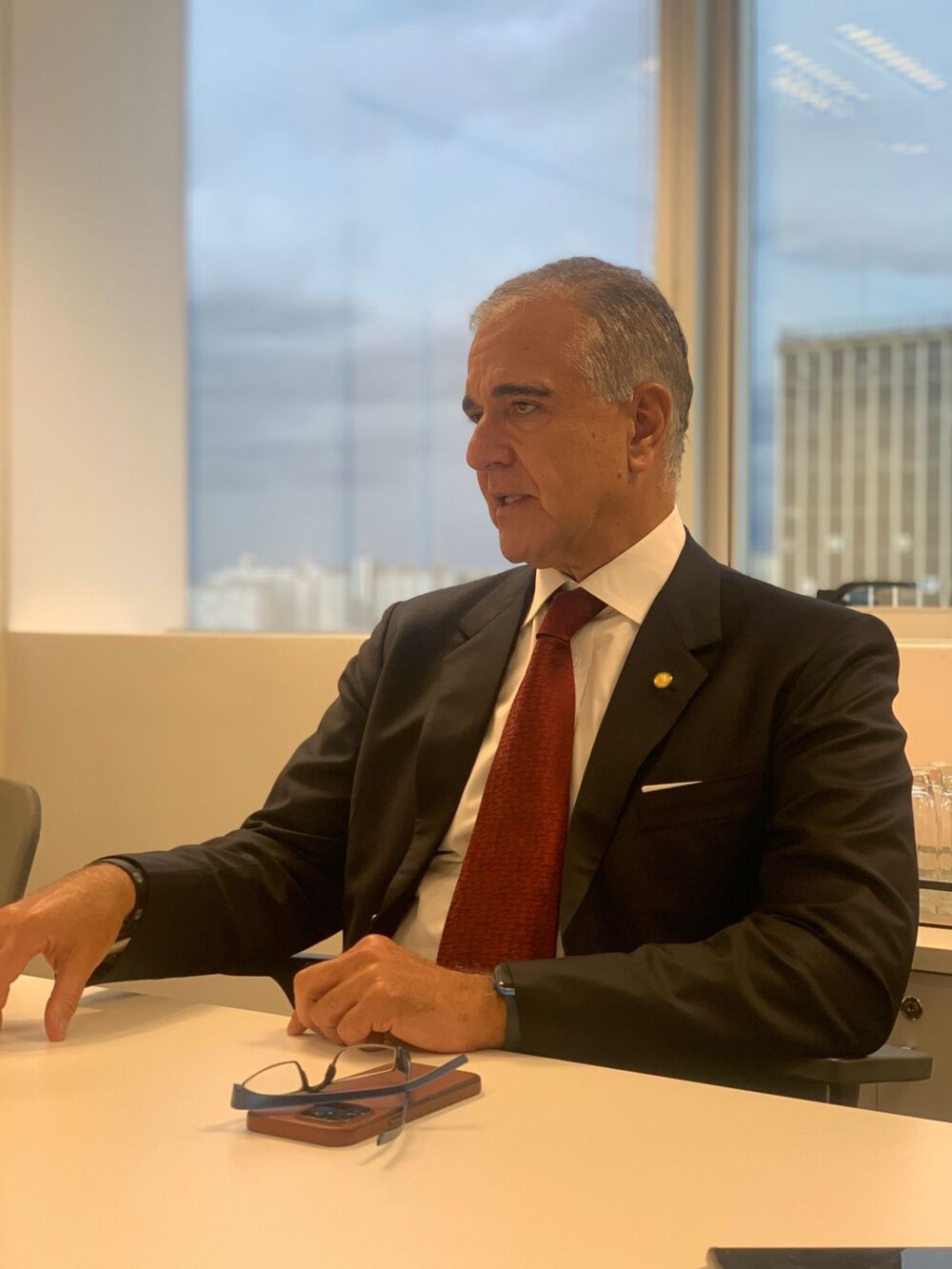 Deputado visita maior empresa de reatores atômicos do mundo em busca de parceria com o Brasil