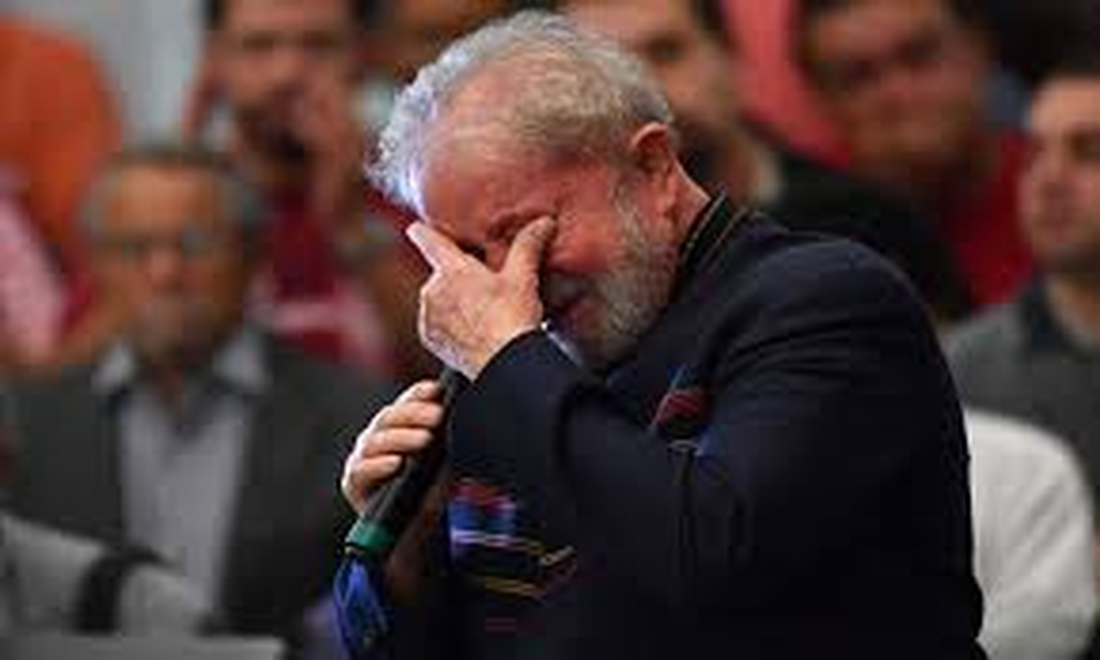 LULA: Fala preconceituosa do presidente sobre cirurgia é criticada nas redes sociais