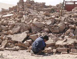 Terremotos no Afeganistão matam cerca de 2.500 pessoas