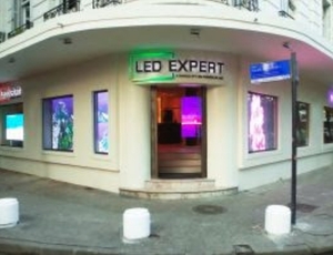 LED Expert leva tecnologia DOOH dos painéis digitais à sofisticada e moderna Copacabana, no RJ