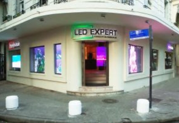 LED Expert leva tecnologia DOOH dos painéis digitais à sofisticada e moderna Copacabana, no RJ