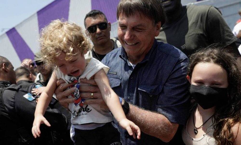 STF rejeita recurso de Bolsonaro contra multa do TSE por reunião com embaixadores