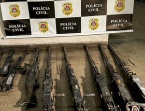 21 metralhadoras que sumiram, 17 já foram encontradas, mais 9 armas furtadas do Arsenal do Exército são recuperadas em São Paulo