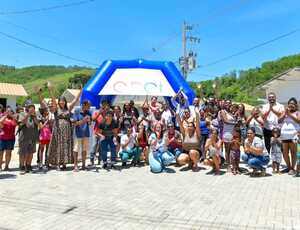 Famílias do Conjunto Habitacional Carmen Portinho, em Areal, ganham geladeiras novas