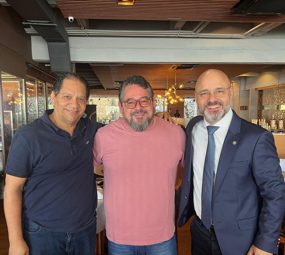 Encontro Estratégico com Deputado Estadual Fred Pacheco, Carlos Massarolo e Fábio Freitas Impulsiona Futuro do PMN