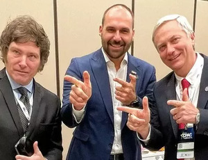 Câmara dos Deputados gastou ao menos R$ 12,9 mil com ida de bolsonaristas à Argentina para apoiar candidato de extrema direita
