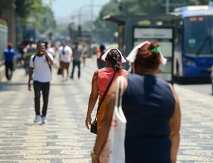 Meteorologista explica sensação térmica recorde em Guaratiba, no Rio