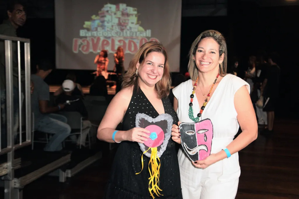 Artistas e Instituições são Homenageados no Festival Favelados de Artes por sua Contribuição à Cultura e Saúde Mental com o BCF de Cultura 2023