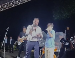 Exclusivo: Governador solta a voz com seu filho na Recepção de Final de Ano no Palácio Laranjeiras, ASSISTA