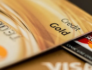 Juros do cartão passam a ser limitados a 100% do valor da dívida, avisa Banco Central