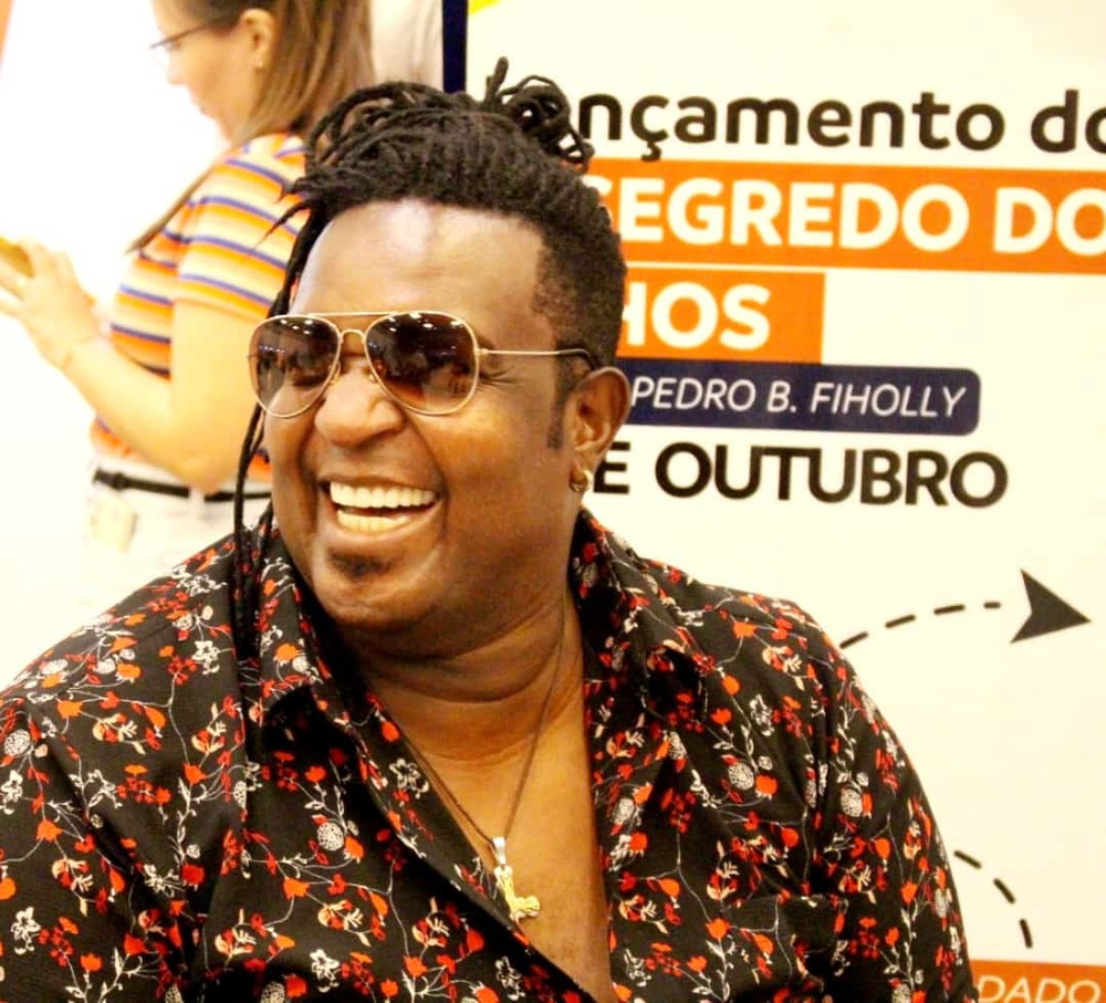  Estrela da Literatura Brasileira, Pedro Fiholly, brilhará no Palco da Fama
