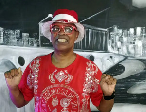 Morre aos 66 anos Quinho do Salgueiro, cantor de sambas-enredo