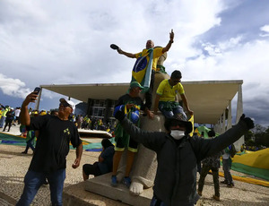 Um ano após tentativa de golpe, STF mantém 66 presos, 12 milhões de prejuízo no STF