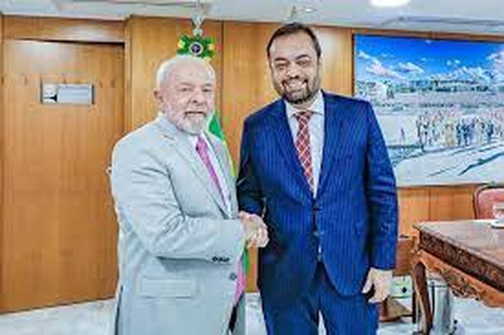 Claudio Castro também faz elogio a Lula, mesmo depois de Bolsonaro ameaçar implodir o PL por elogio de Valdemar a Lula