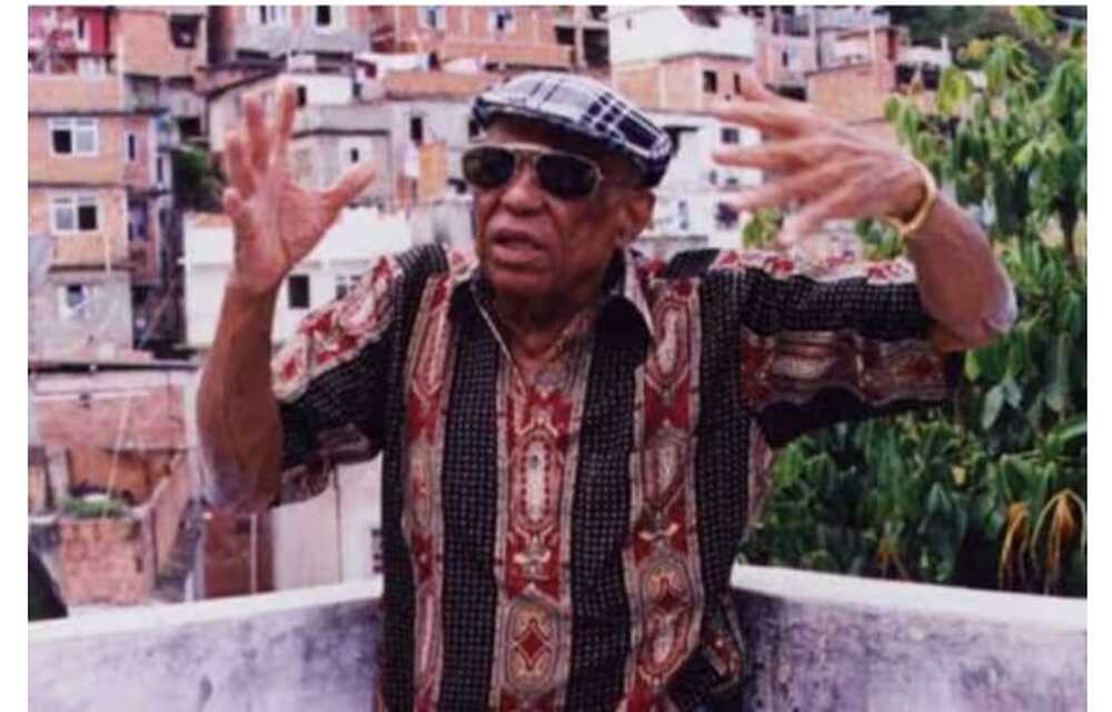 Estrela que não se apaga: 11 anos de harmonia e amizade no QG dos Compositores de Bezerra da Silva