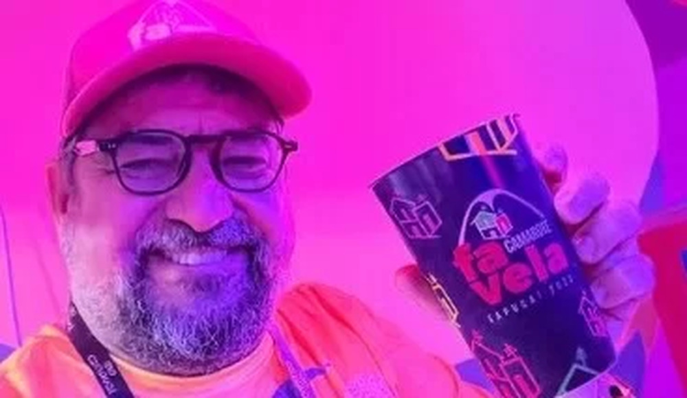 ALÓ MP É UMA VERGONHA O QUE FAZEM COM O DINHEIRO PÚBLICO NO CARNAVAL DO RIO: Quaquá e governo tem camarotes vip e imprensa e o povo são barrados