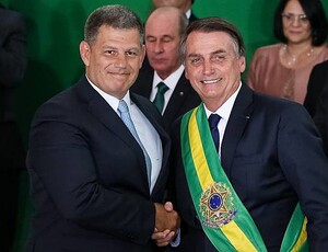 Antes de morrer, Bebianno (Ex-ministro de Bolsonaro) disse em entrevista que Carlos queria montar uma ‘Abin paralela’ (vídeo)