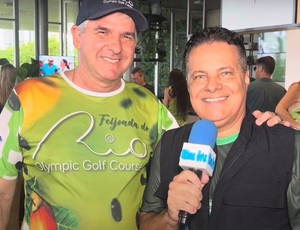 Carlos Favoreto conduz com maestria a feijoada da Mocidade Independente de Padre Miguel no Golf Olímpico, preparando-se para o carnaval de 2024 
