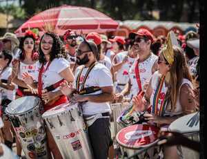 Multibloco Homenageia os Anos 90  no Carnaval de Rua do Rio e em Niterói