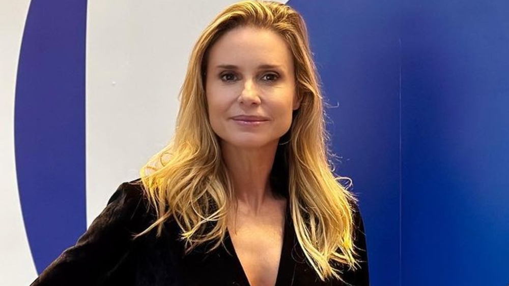 Paula Burlamaqui reclama de falta de trabalho aos 56 anos