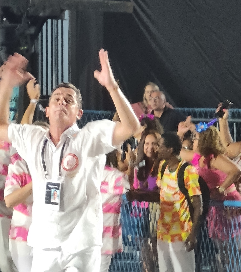 Maricá faz o desfile mais bonito da Noite e pode subir para o Grupo Especial 