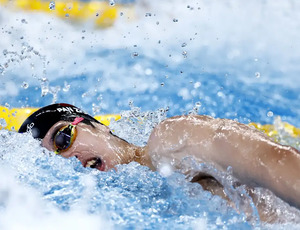 Nadador da China Pan Zhanle bate recorde mundial nos 100m livres em Mundiais de natação