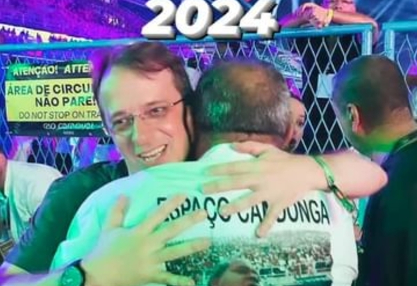 Adolfo Konder ganha Estandarte de Ouro